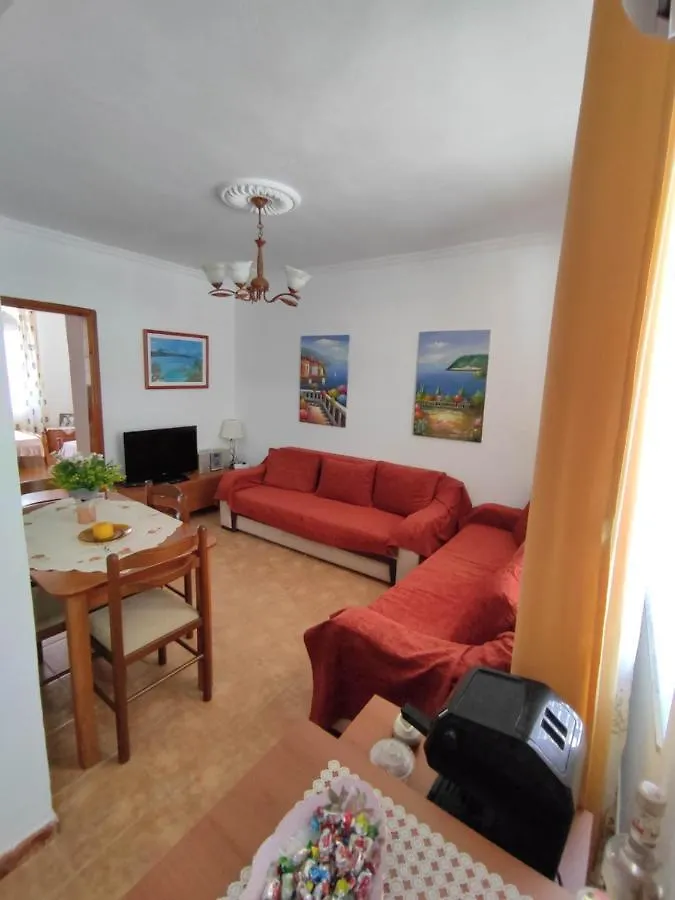 Rias Apartment Sarandë 0*,